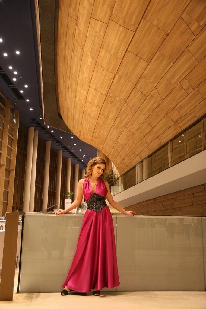 concert-pianist-afficial-website-almira-emiri